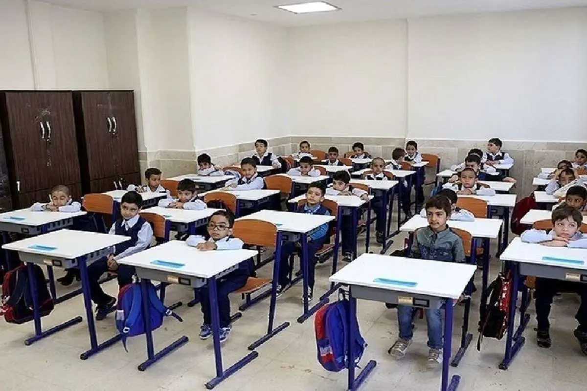 ۷۰ درصد از دانش آموزان ایران بی سواد هستند؟