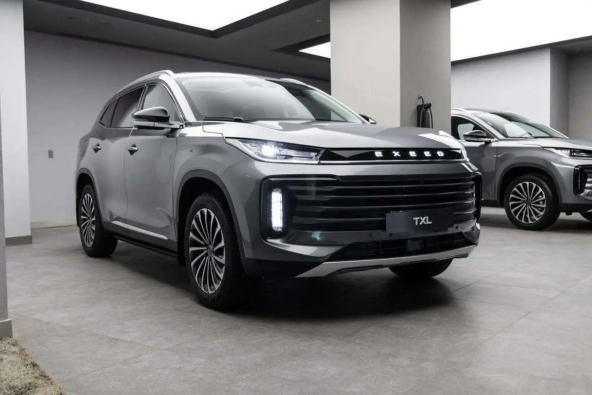 قیمت اکستریم VX و TXL و LX از سوی مدیرانخودرو اعلام شد