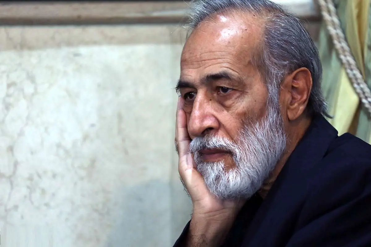 تاجیک: خیلی زننده است که ترامپ زودتر از ما اخبار را میگوید