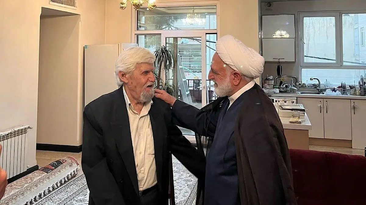 محسنی اژه‌ای در کنار عنایت‌الله بخشی