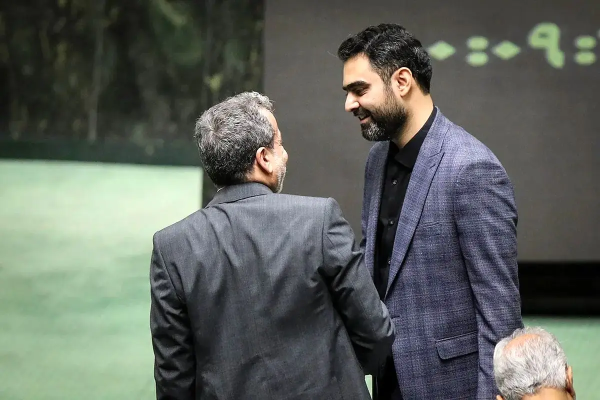 امیرحسین ثابتی: اگر آمریکا ۵۰۰ میلیارد دلار به ایران بدهد، باز مشکلی حل نخواهد