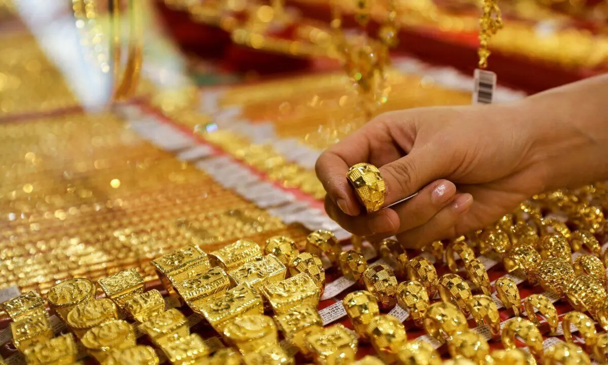 قیمت طلا امروز ۲۰ فروردین ۱۴۰۴؛ طلا در مسیر نزولی
