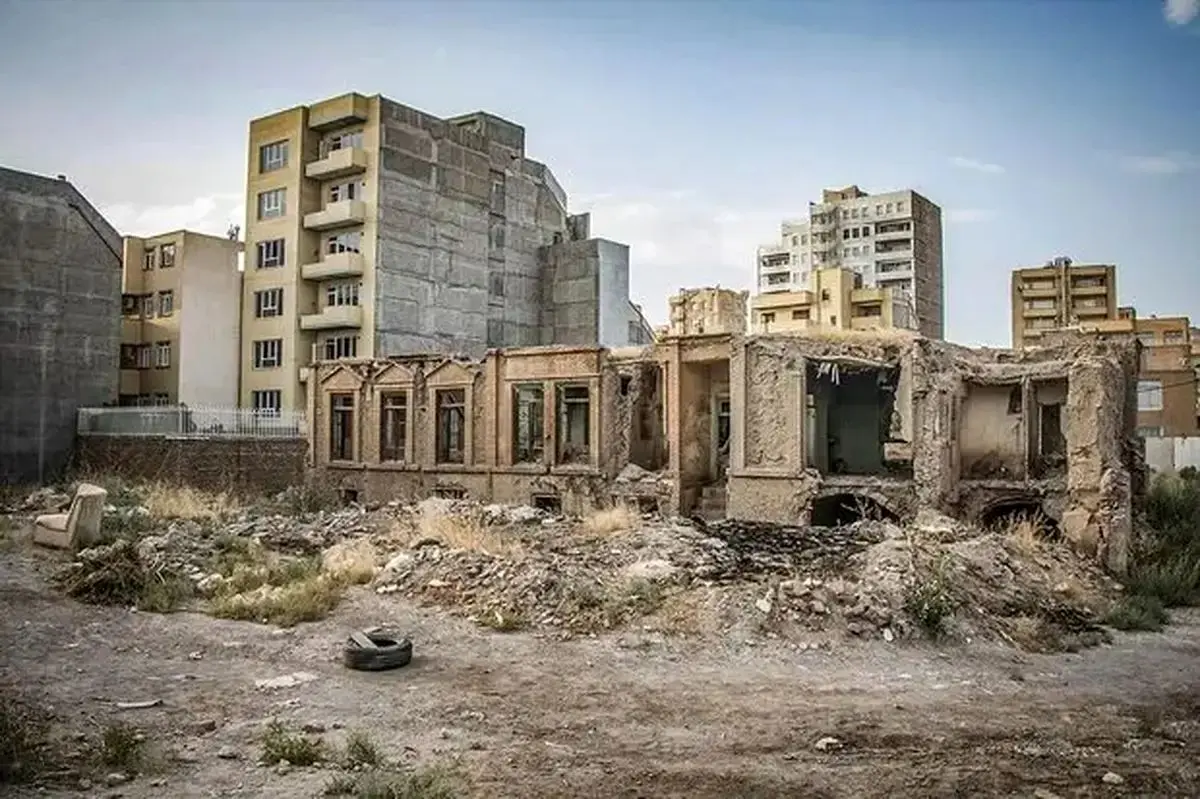 خطر فروریختن خانه باقرخان «سالار ملی» در تبریز