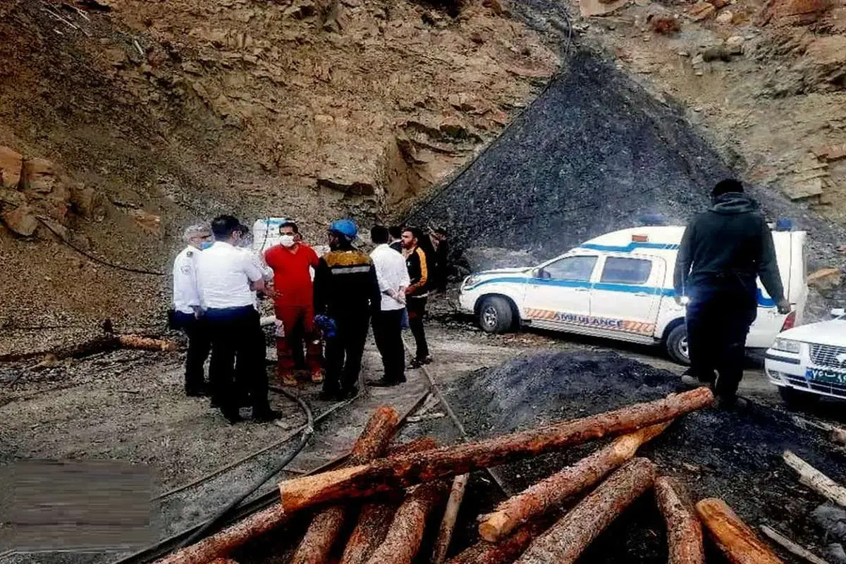 سیل دستورها برای مرگ ۷ کارگر؛ حادثهای دیگر در معدن دامغان