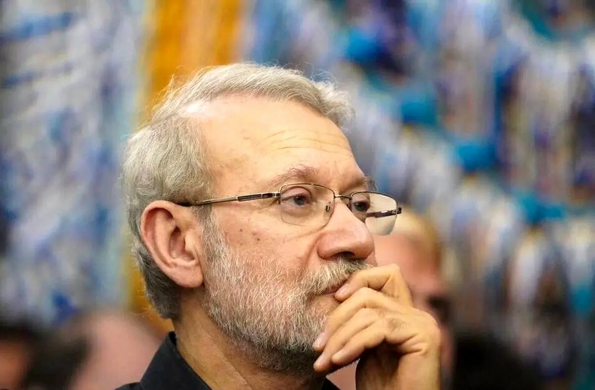 تصاویر؛ لباس غیررسمی لاریجانی در جلسه شورای‌عالی انقلاب فرهنگی