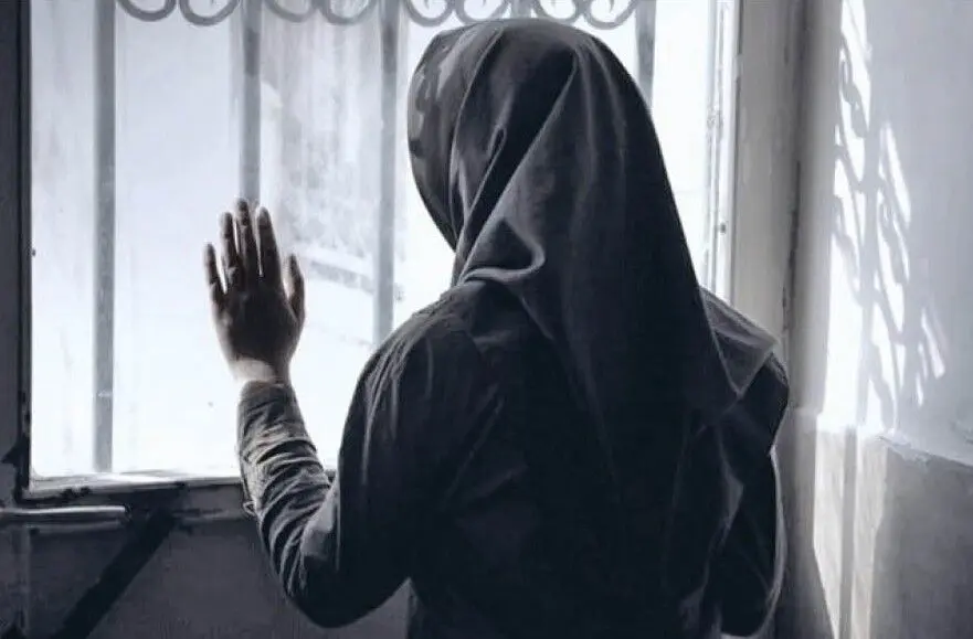 زن شوهرمرده و عشق تازه در پارک؛ فقط یک عکس از او دارم!
