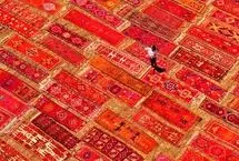 تصاویر؛ تبدیل مزارع گندم به صحنه‌ای از فرش‌های رنگین
