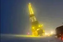 واژگونی یکی از بزرگ‌ترین دکل‌های حفاری آمریکا در آلاسکا