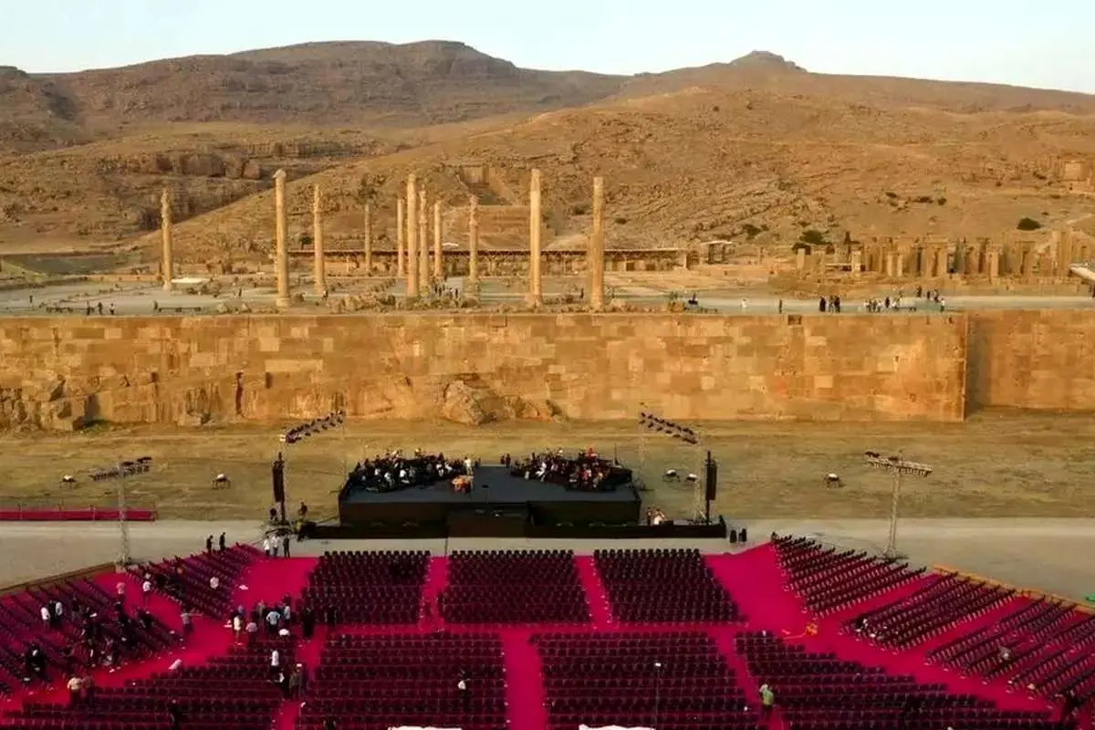 ماجرای برگزاری ارکستر ارمنستان در تخت جمشید چیست؟