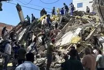 لحظه نجات یک مادر و نوزاد از زیر آوار زلزله کلمبیا