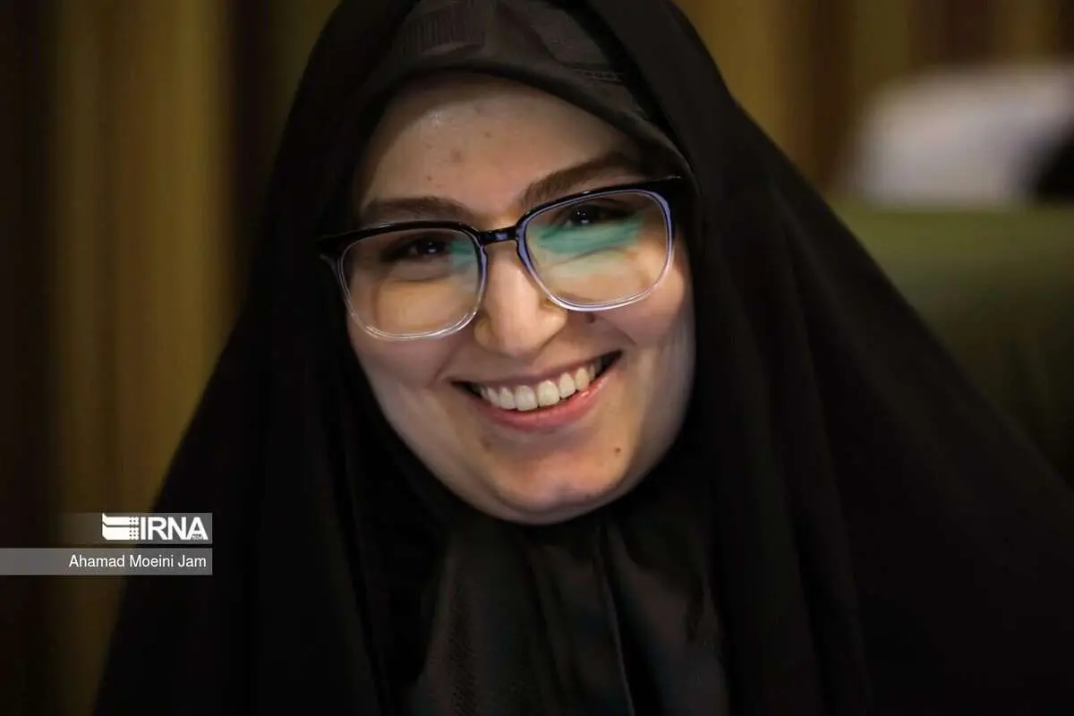 (تصاویر) حاشیههایی از شورای شهر تهران و ابقای دوباره چمران