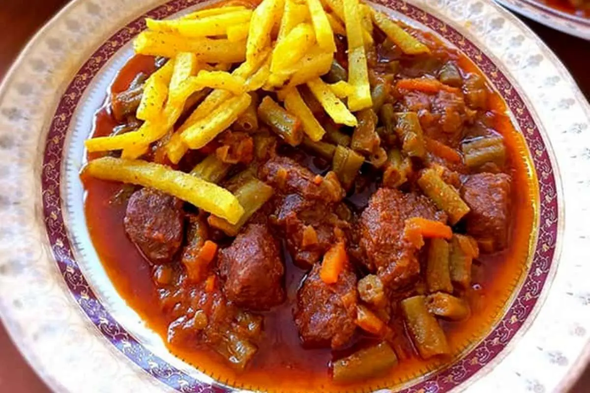 طرز تهیه خورش لوبیا سبز به روش رستورانی