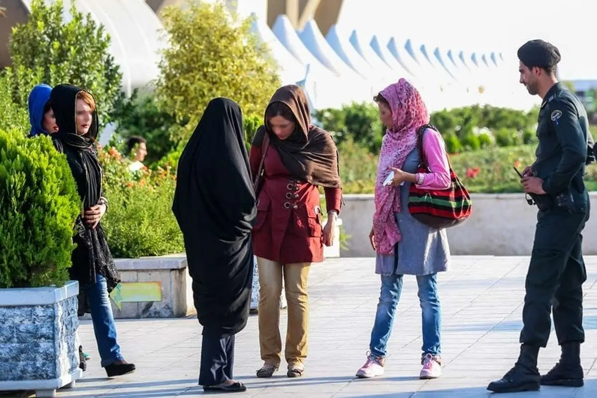ادعای عجیب جوان علیه مخالفان حجاب اجباری