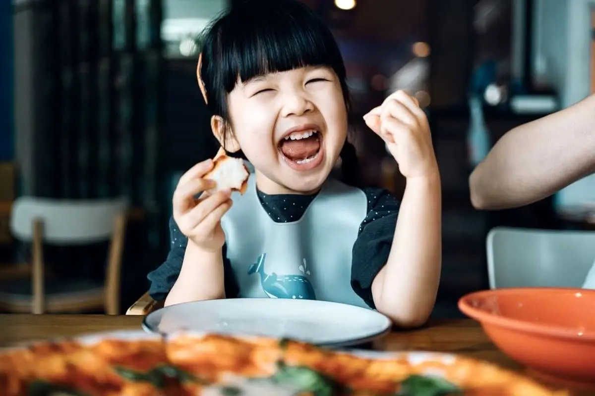 برای پرورش فرزندی با تغذیه مناسب از ارتکاب این ۵ اشتباه رایج غذایی اجتناب ورزید