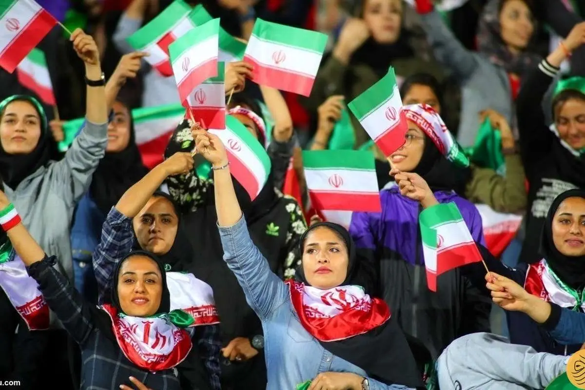 (ویدیو) اولین حضور هواداران بانوان در بازی‌های خارج تهران