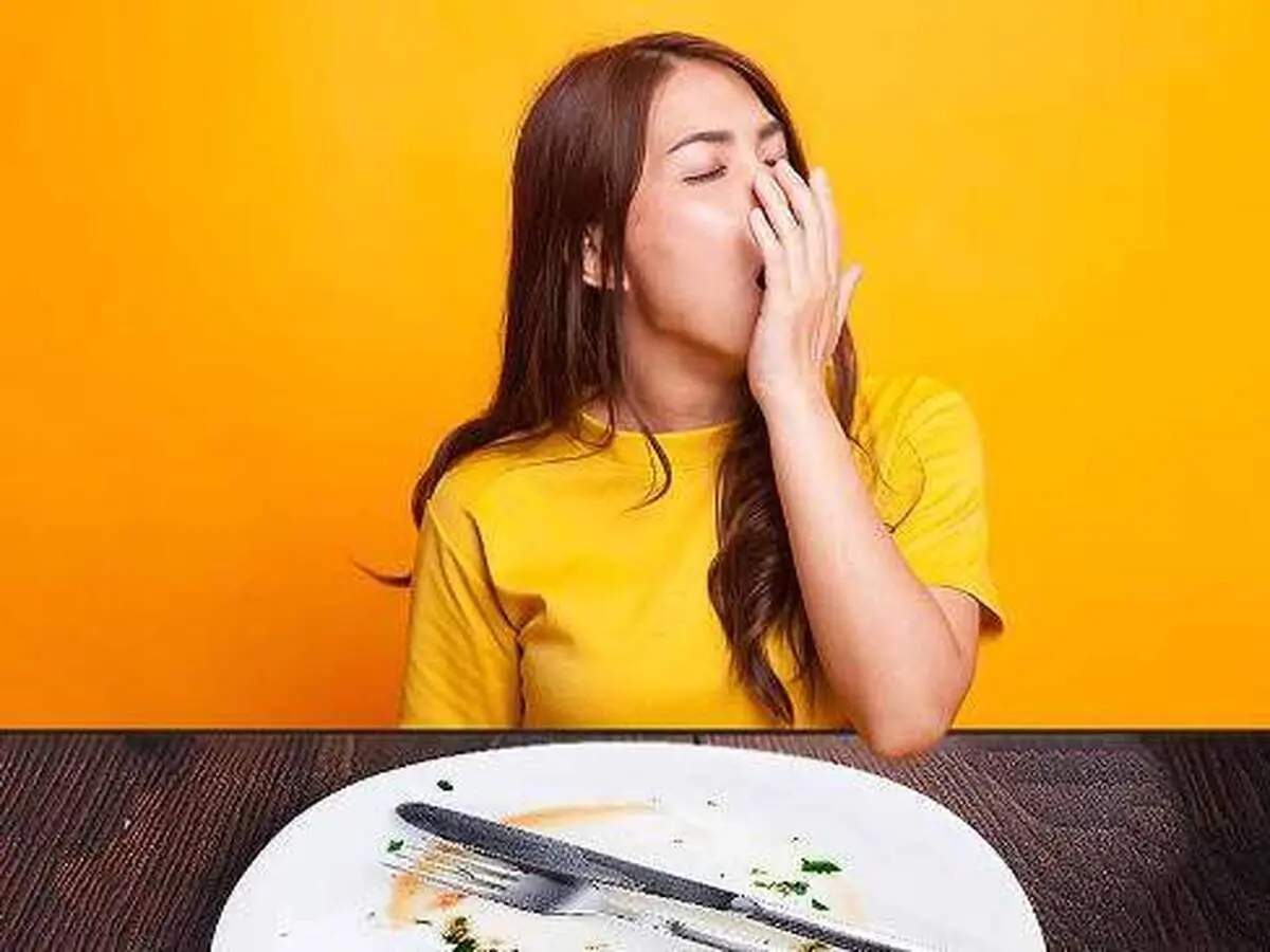 چرا بعد از غذا دوست داریم بخوابیم؟
