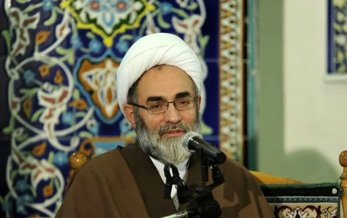 امام جمعه رشت: هیچ کس از کشف حجاب راضی نیست/«بزن بهادر» جایی ندارد؛ تذکر اثرگذار است