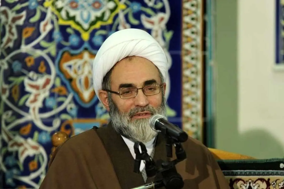 امام جمعه رشت: هیچ کس از کشف حجاب راضی نیست/«بزن بهادر» جایی ندارد؛ تذکر اثرگذار است