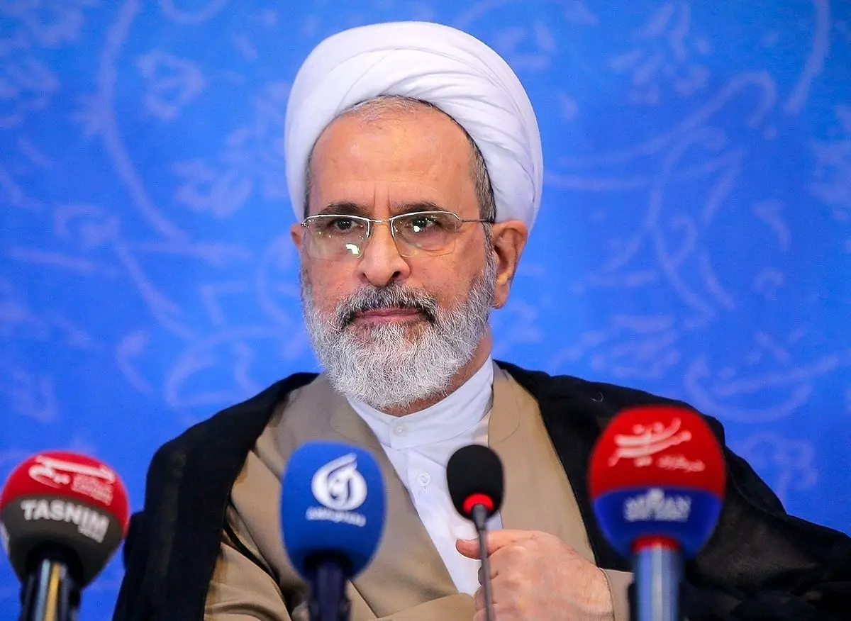 مدیر حوزه‌های علمیه: اگر در حوزه «تبلیغ» خود را به ایران محدود کنیم، ساقط خواهیم شد