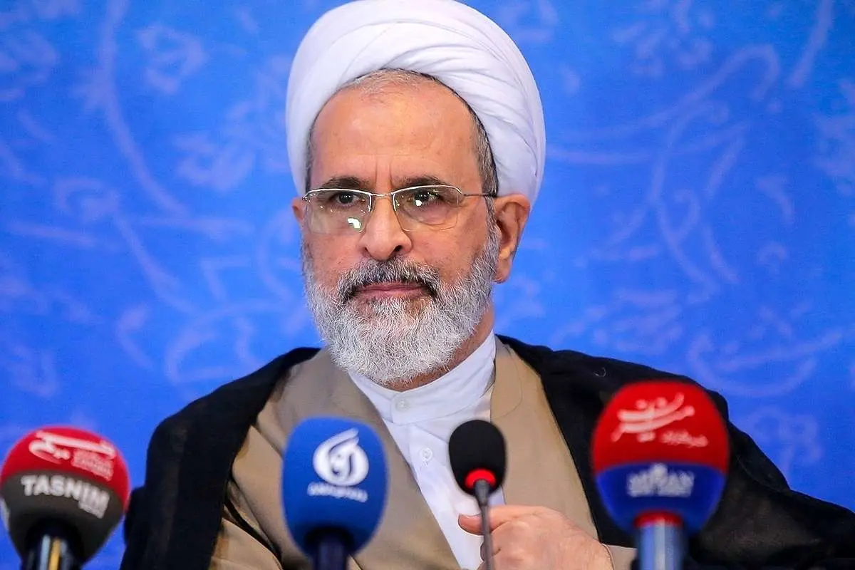 مدیر حوزههای علمیه: اگر در حوزه «تبلیغ» خود را به ایران محدود کنیم، ساقط خواهیم شد