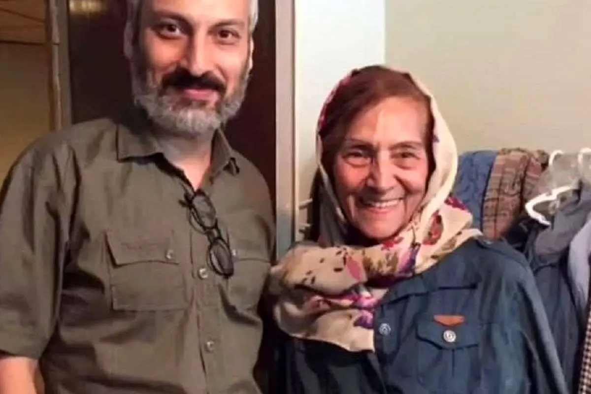 این خواننده زن را همایون خرم می ستود
