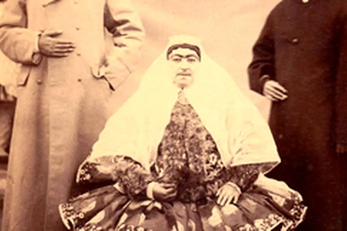عکسی از شکوه السلطنه، مادر مظفرالدین شاه قاجار