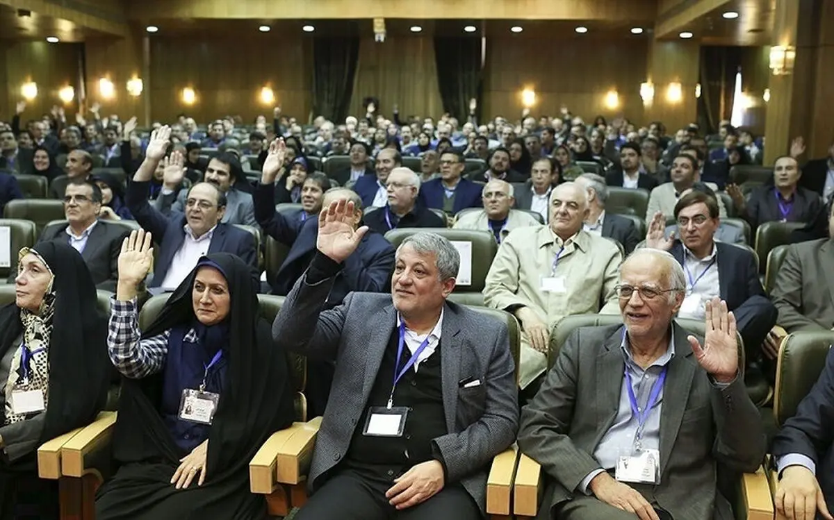 کیهان: اصلاح طلبان می‌خواهند ماهی بیشتری برای اعتراض و هجمه علیه شورای نگهبان صید کنند