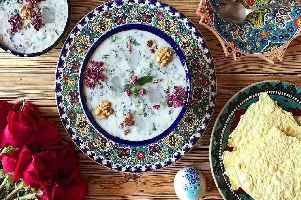 (ویدئو) طرز تهیه آبدوغ خیار به سبک سفیر استرالیا در تهران