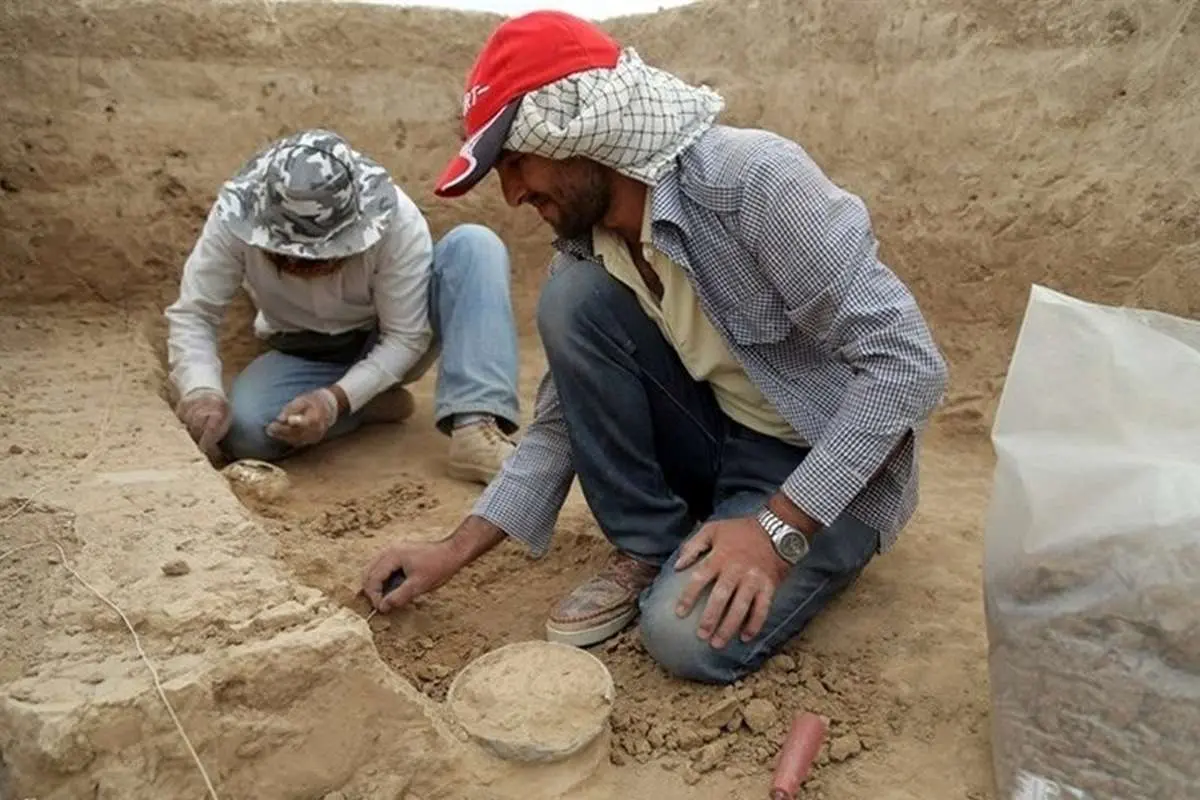 (ویدئو) تصاویر لحظه کشف فسیلهای زرافه و کرگدن در مراغه
