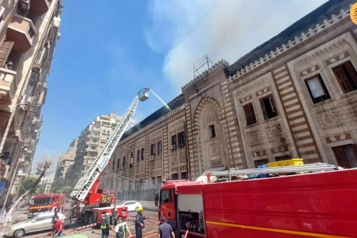 (ویدئو) ساختمان اوقاف مصر آتش گرفت