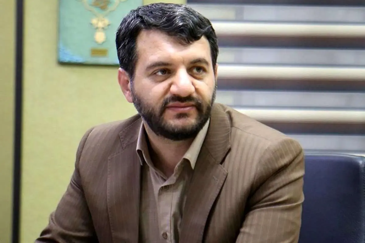 عبدالملکی: تحریمها مثل بچهی ۱۰ساله برابر اقتصاد پهلوان ایران است