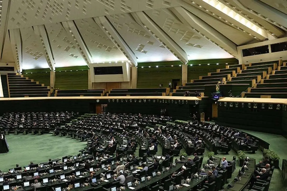 تعیین تکلیف حجاب در پستوی مجلس