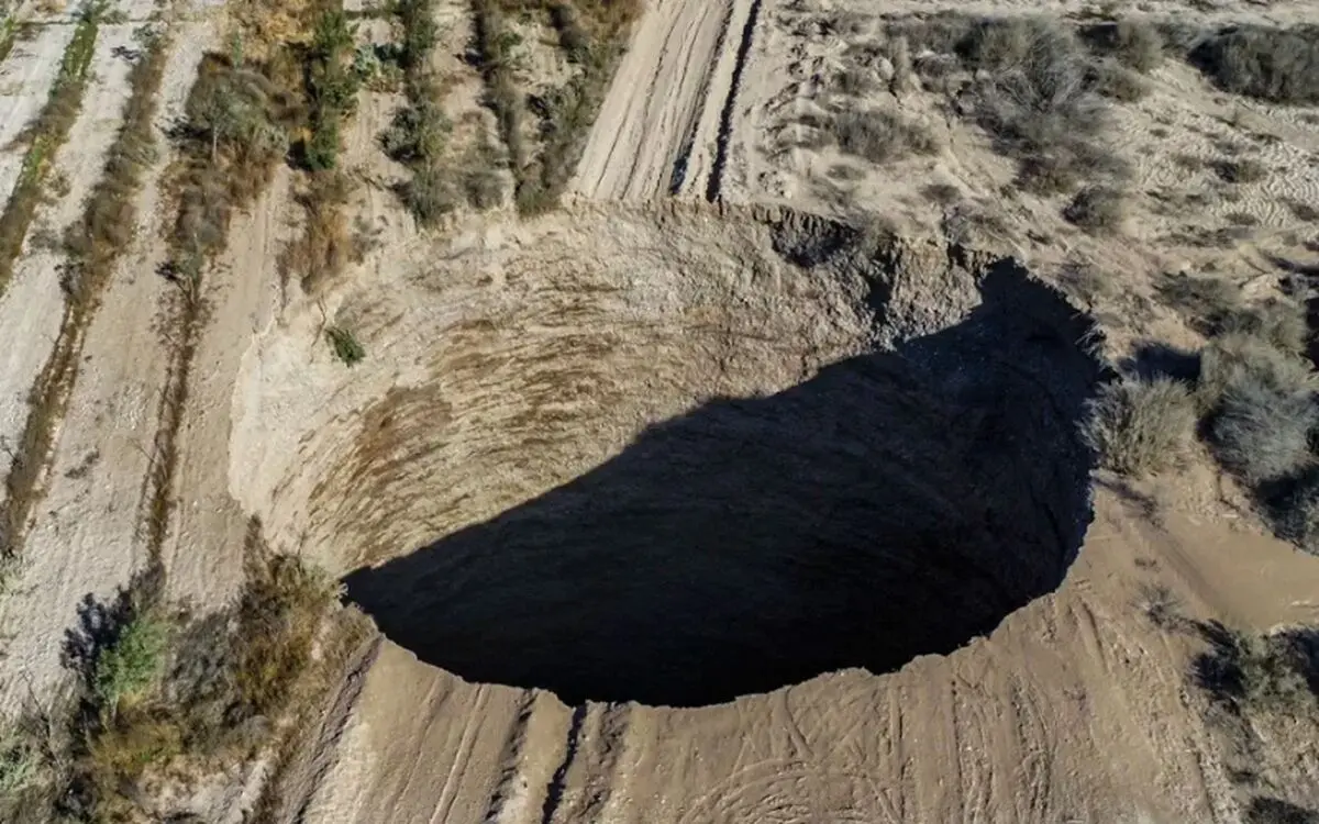 (تصاویر) با عمیق‌ترین گودال‌های زمین آشنا شوید؛ فروچاله‌هایی با عمق صد‌ها متر