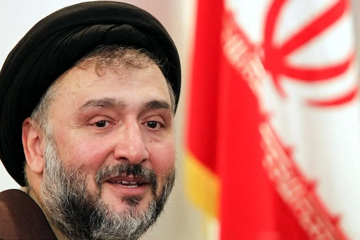 ابطحی: فارسی حرف نزدن طالبان افتخار است