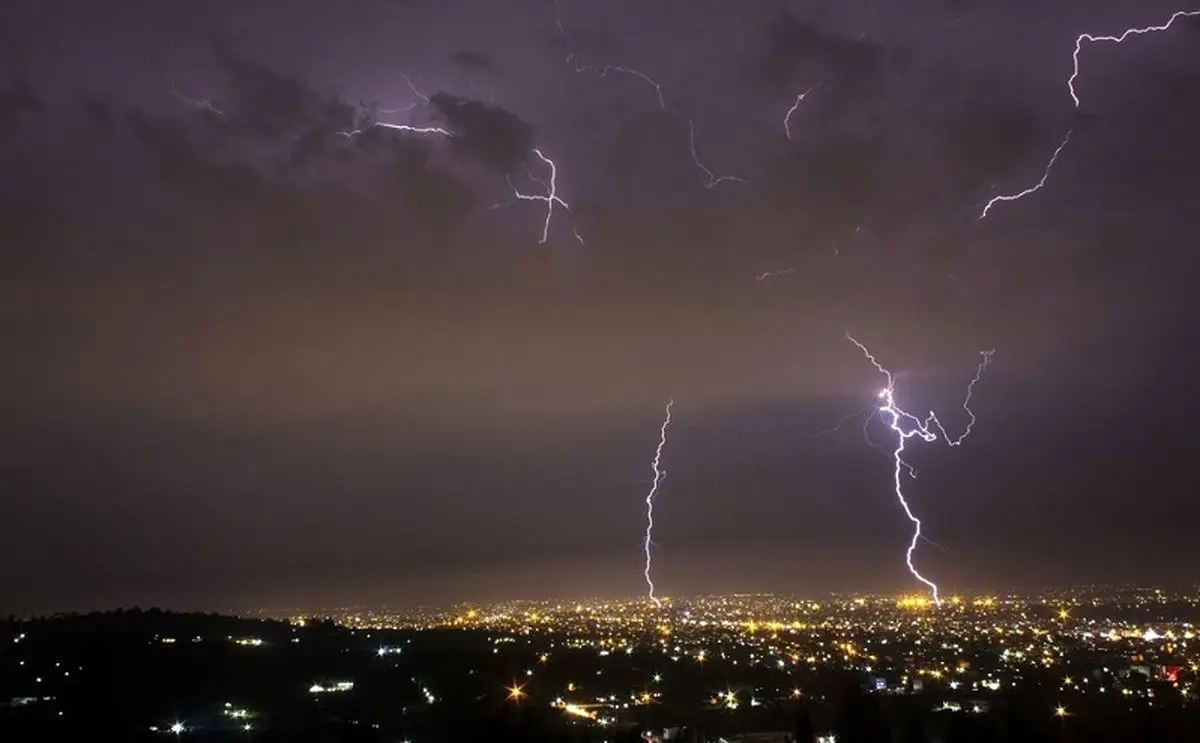 رگبار و رعد و برق در تهران