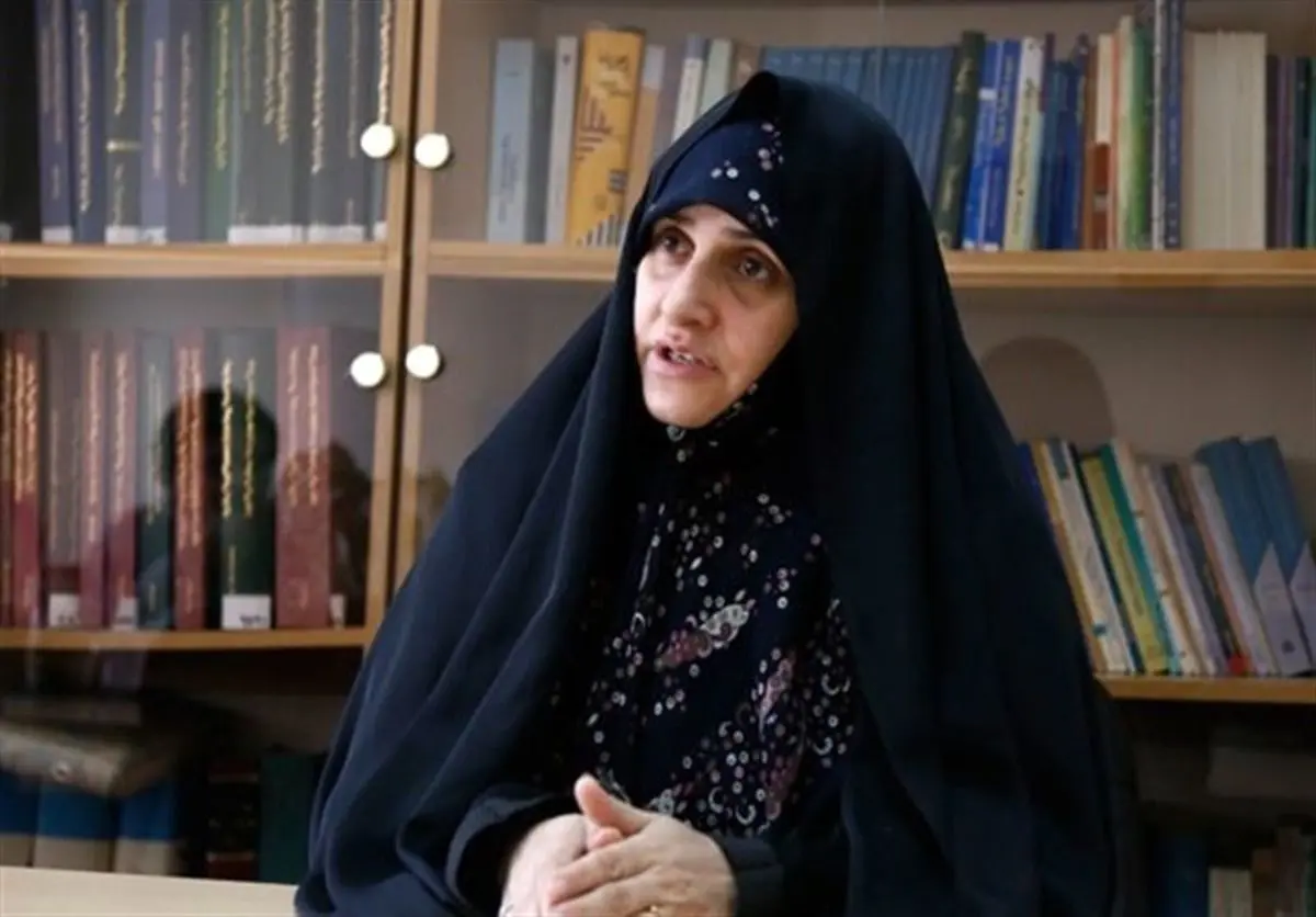 مهاجری: اعضای دولت‌تان از شنیدن امر و نهی خانواده‌تان احساس حقارت می‌کنند