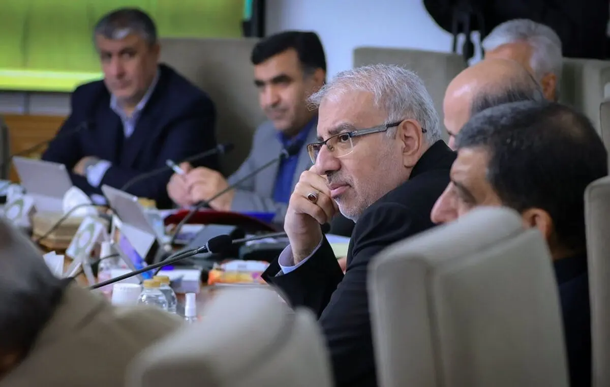وزیر نفت: خیال‌تان راحت؛ افزایش قیمت بنزین نداریم