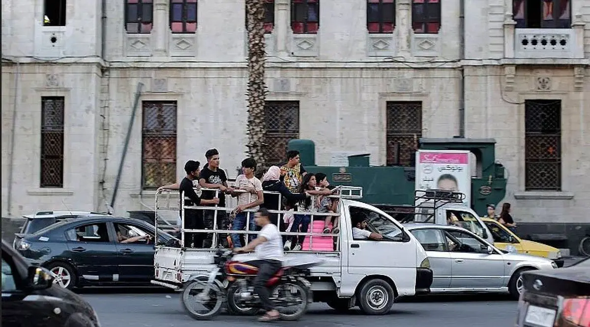 سوریه یارانه بنزین را لغو و حقوق کارمندان را دوبرابر کرد