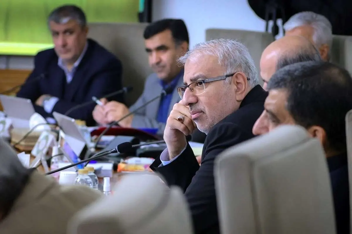 وزیر نفت: روال سوختگیری در کشور عادی است