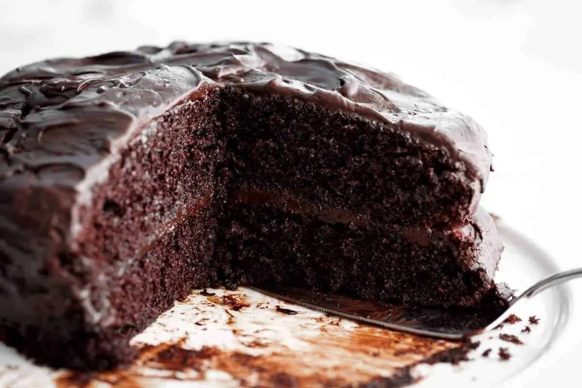 طرز تهیه کیک خیس شکلاتی یا کیک کافی شاپی