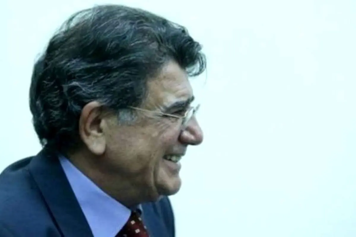 ویدئو دیدهنشده از استاد شجریان در ورزشگاه آزادی