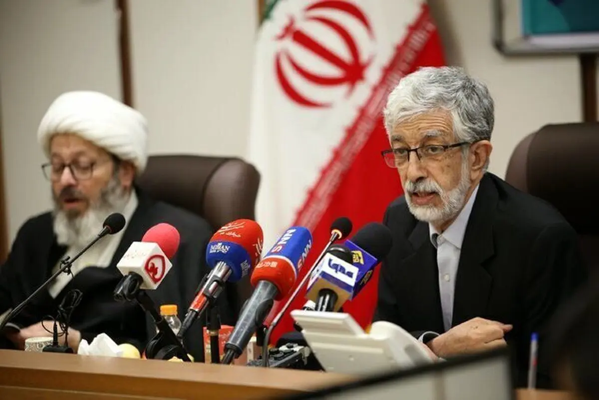 (ویدئو) حدادعادل: اگر پاپ بگوید سقط جنین حرام است، ولی پارلمان ایتالیا بگوید آزاد...