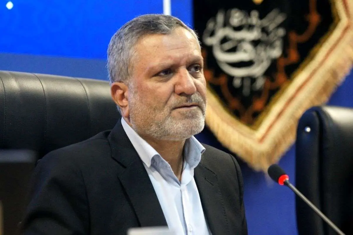 شرط وزیر کار برای بازنگری در حداقل حقوق کارگران