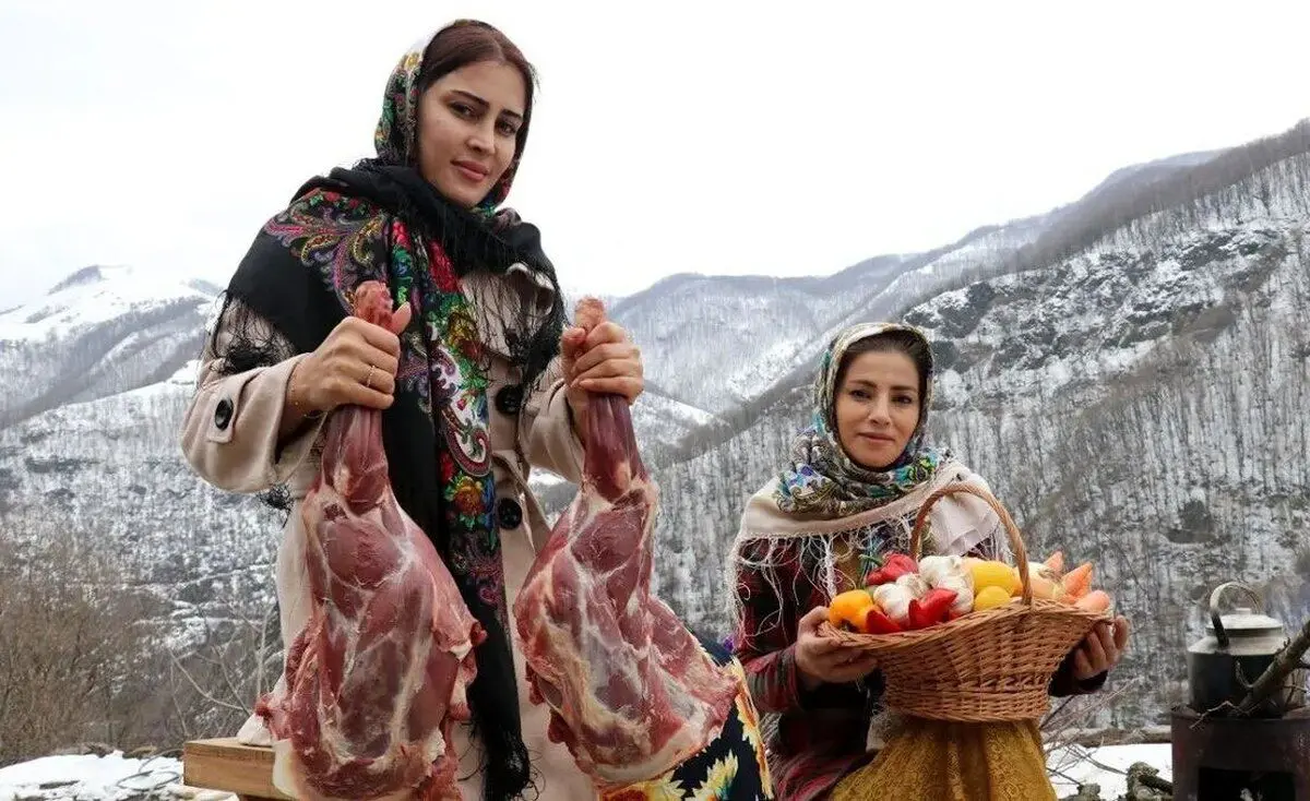 (ویدئو) طبخ متفاوت و تماشایی خورش سردست بره با زرشک پلو و زعفران