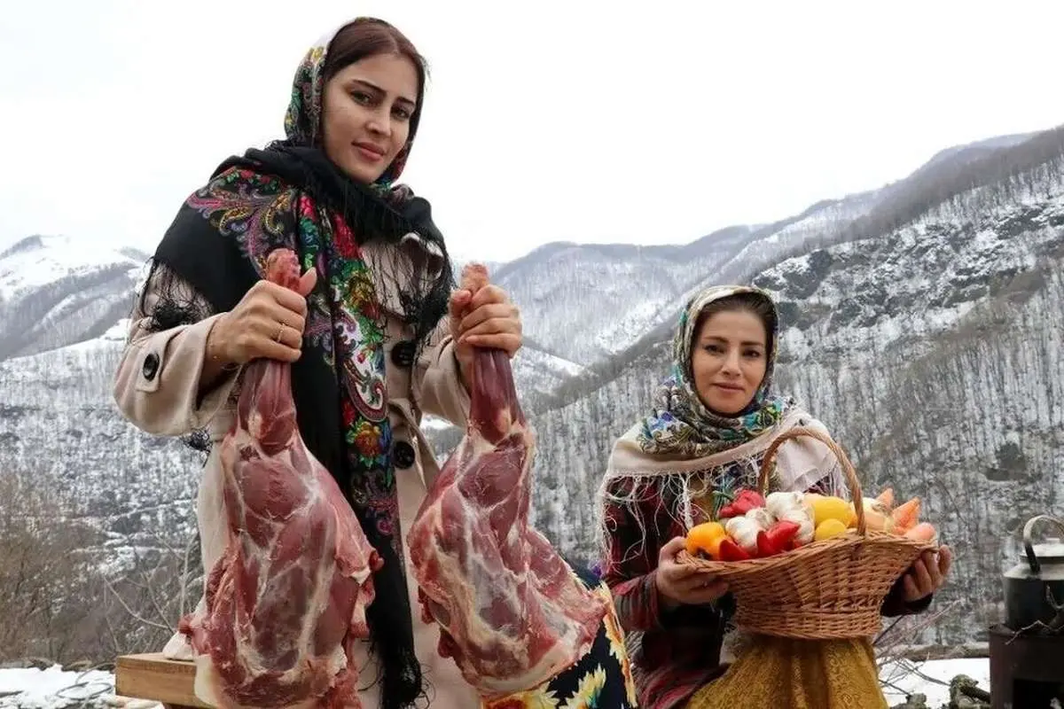 (ویدئو) طبخ متفاوت و تماشایی خورش سردست بره با زرشک پلو و زعفران