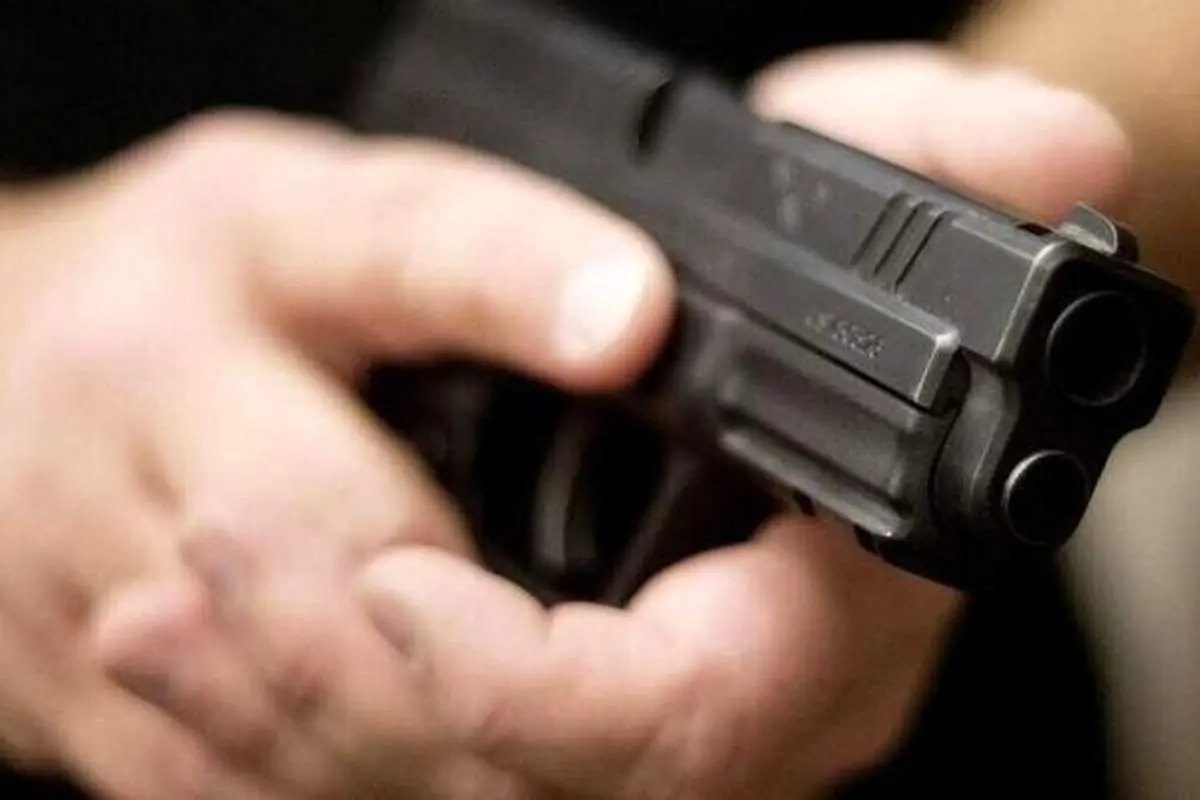 ماجرای شلیک در شهرک غرب چه بود؟ / پایان ۱۵ دقیقه فرار دیوانه‌وار پرشیا