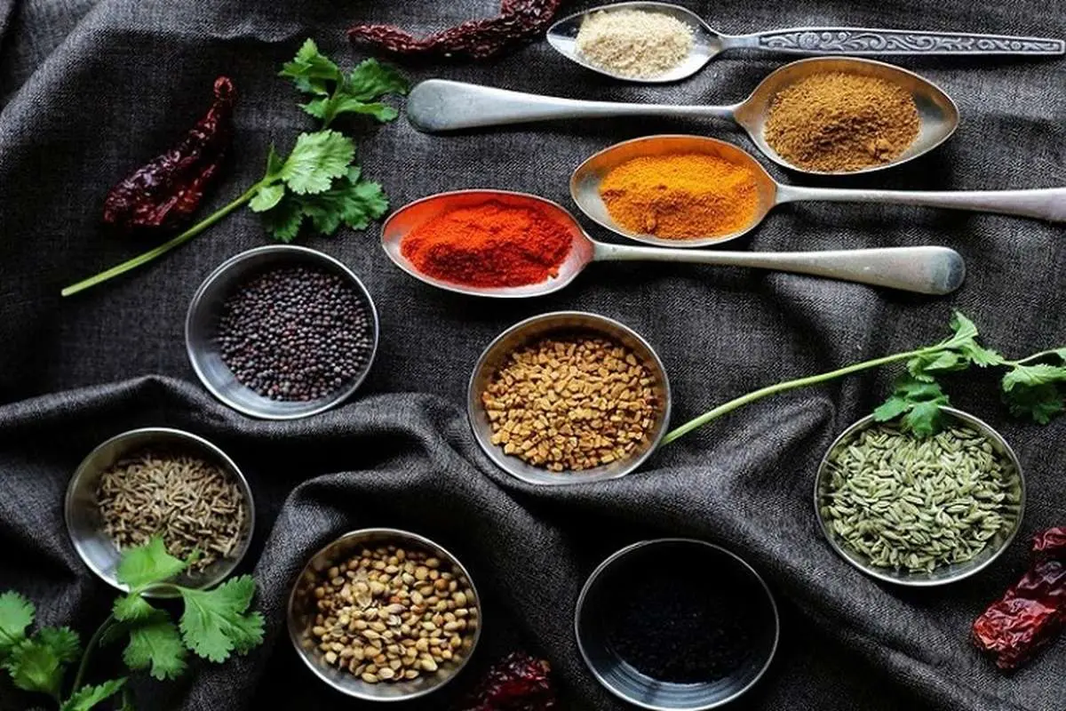 این ۶ ادویه‌ میل به مصرف شکر را کاهش می‌دهند