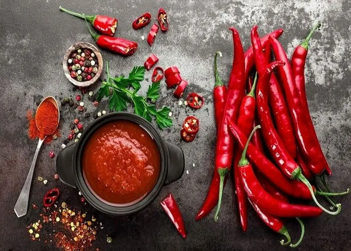 طرز تهیه رب فلفل تند و خوشمزه خانگی