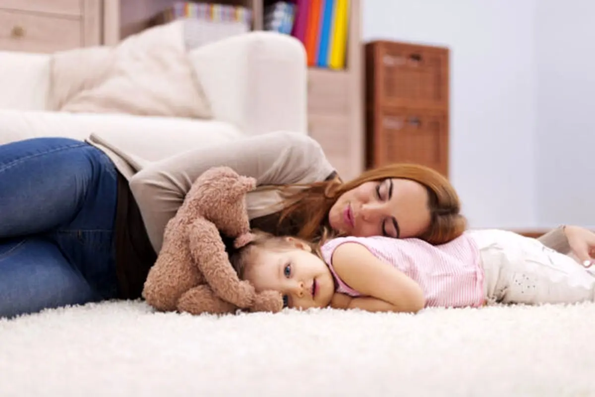 خطرات جدی خوابیدن روی زمین