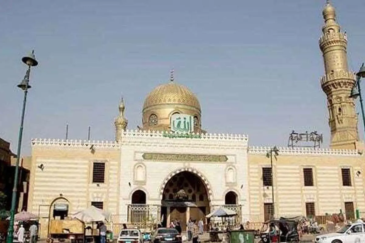 (ویدئو) بازگشایی بارگاه حضرت نفیسه توسط سیسی